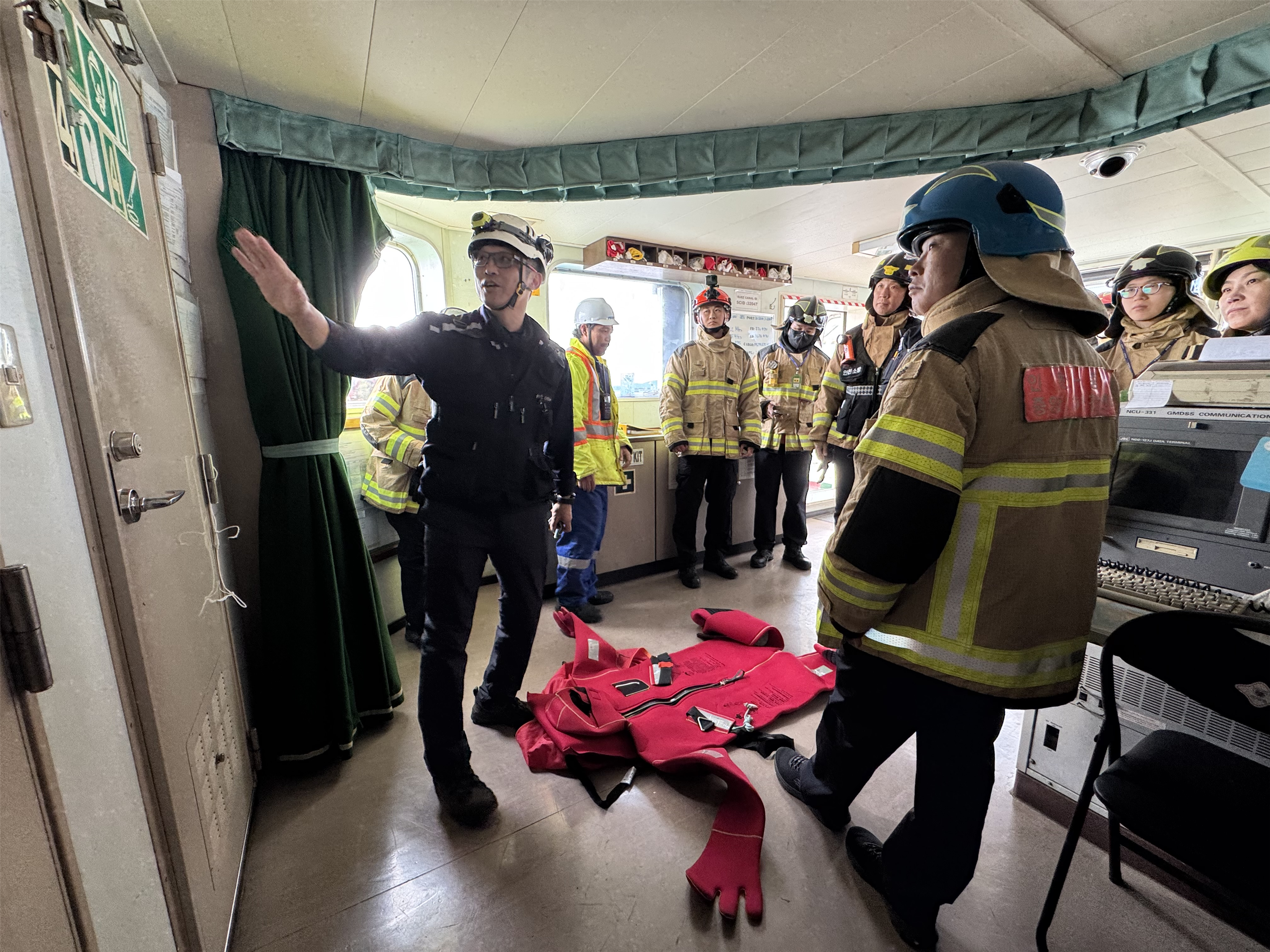 인천해수청, 인천소방본부 합동 선박화재 대응능력 강화